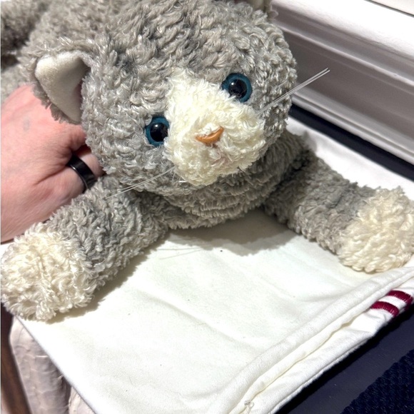 🐾 Vintage Rare 1990's GUND Bootsie the Cat (Gray and White Plush Toy) 🐾 - Picture 6 of 16